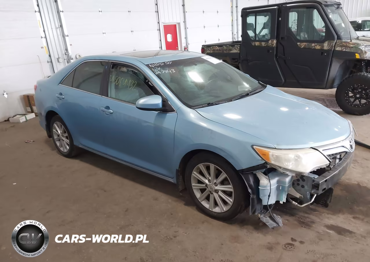 2012 Toyota Camry Xle V6 – zdjęcie 1 z 16