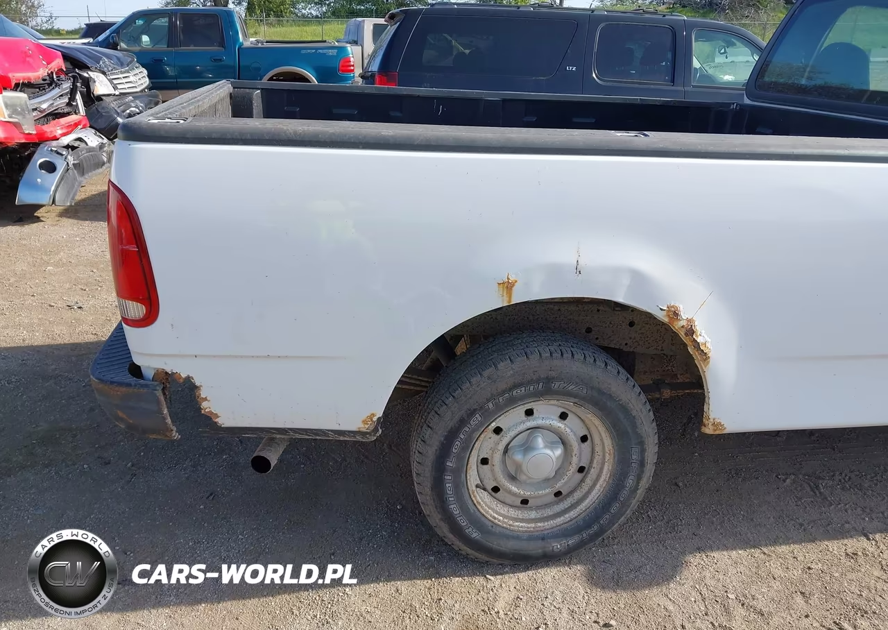 2003 Ford F-150 Xl-Xlt VIN:2FTRF17273CA62351 - 13