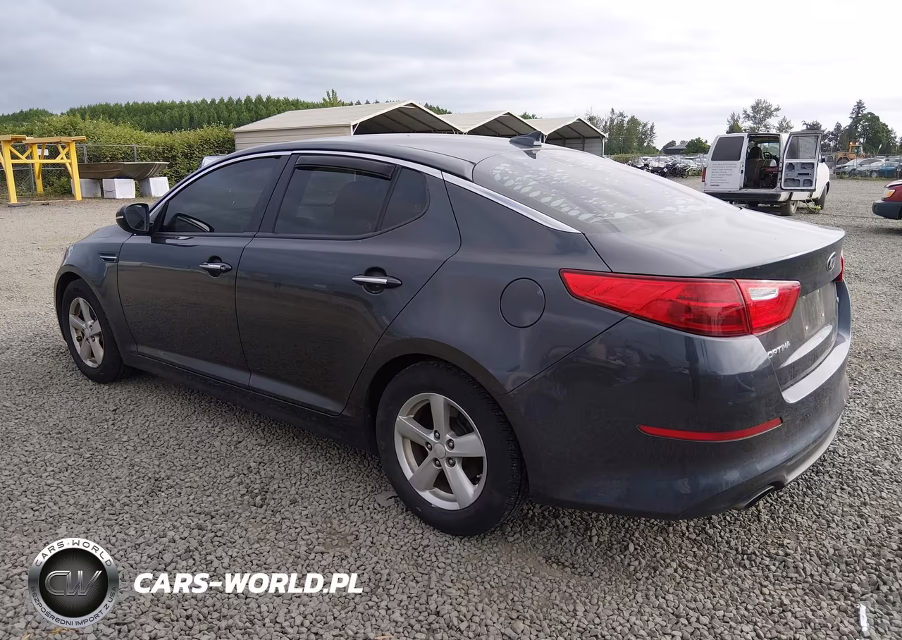 2015 Kia Optima Lx VIN:5XXGM4A76FG506798 - 3