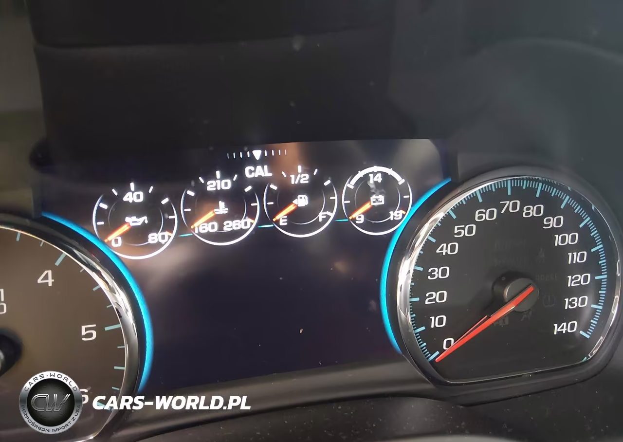 2018 Chevrolet Suburban Premier VIN:1GNSKJKC1JR191478 - 16