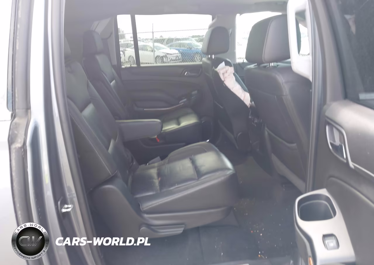 2018 Chevrolet Suburban Premier VIN:1GNSKJKC1JR191478 - 8