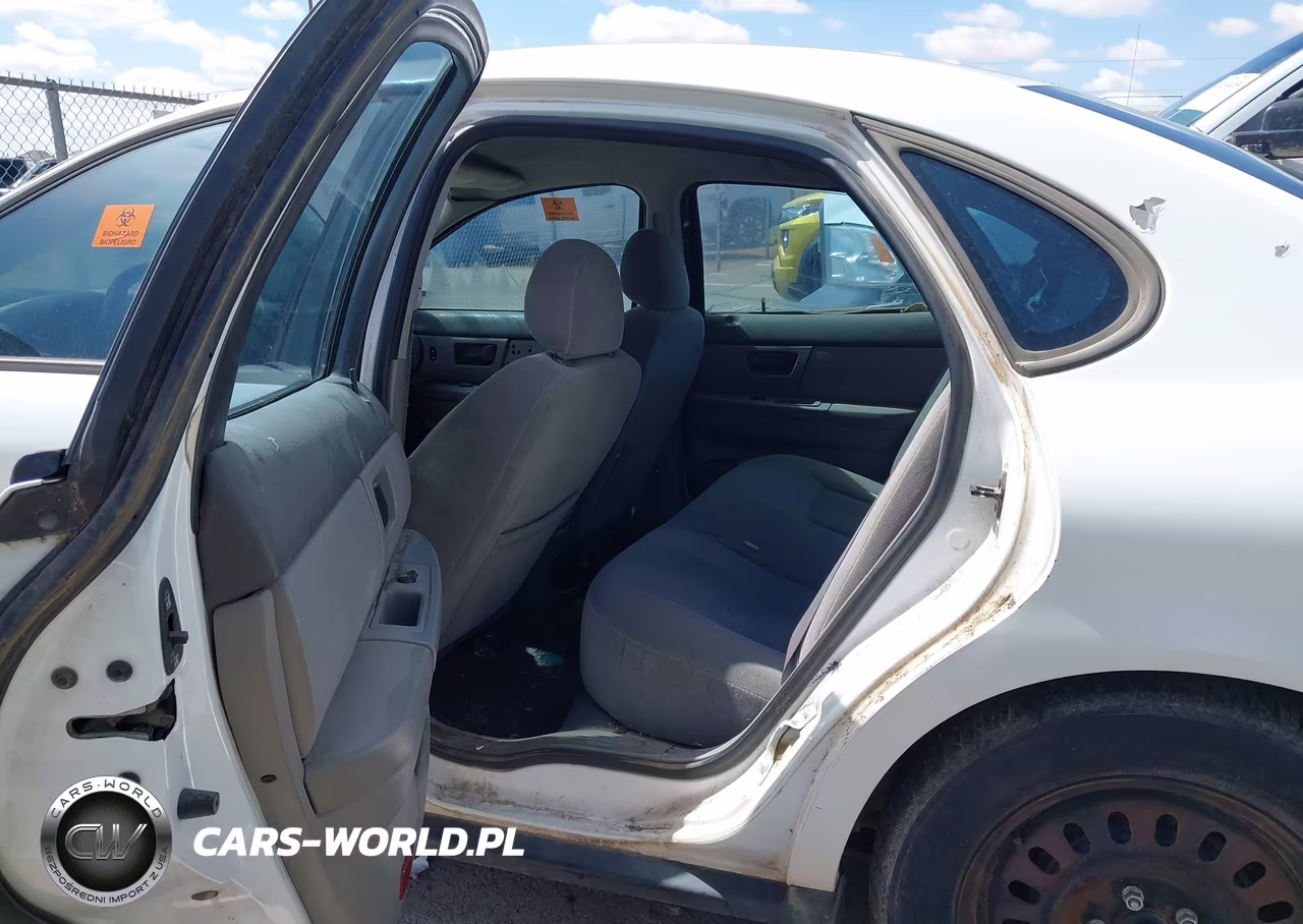 2007 Ford Taurus Se VIN:1FAFP53U87A106496 - 8
