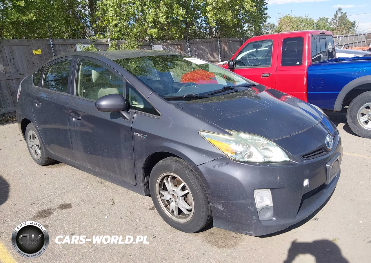 Główne zdjęcie 2010 Toyota Prius Iv