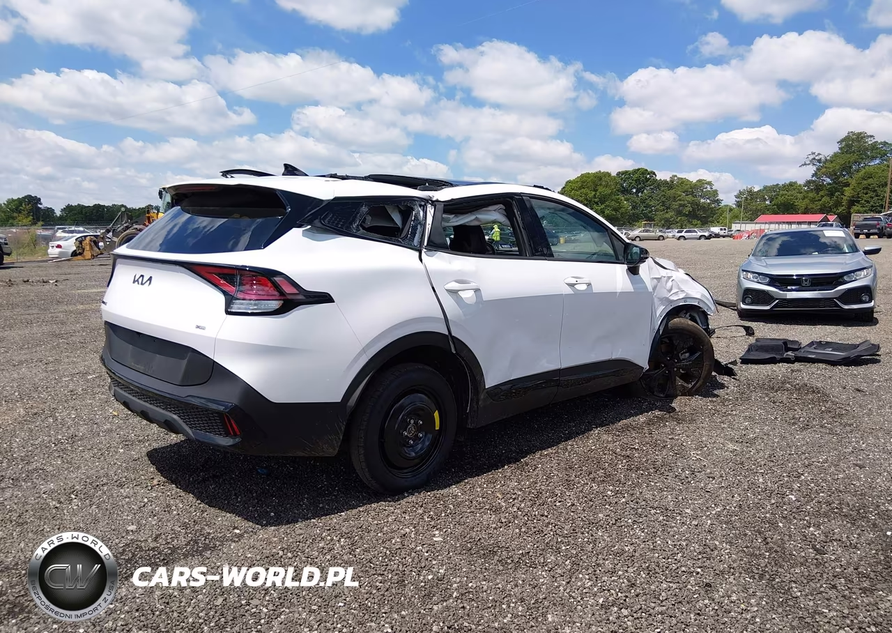 2025 Kia Sportage X-Line VIN:5XYK6CDF3SG297706 - 4