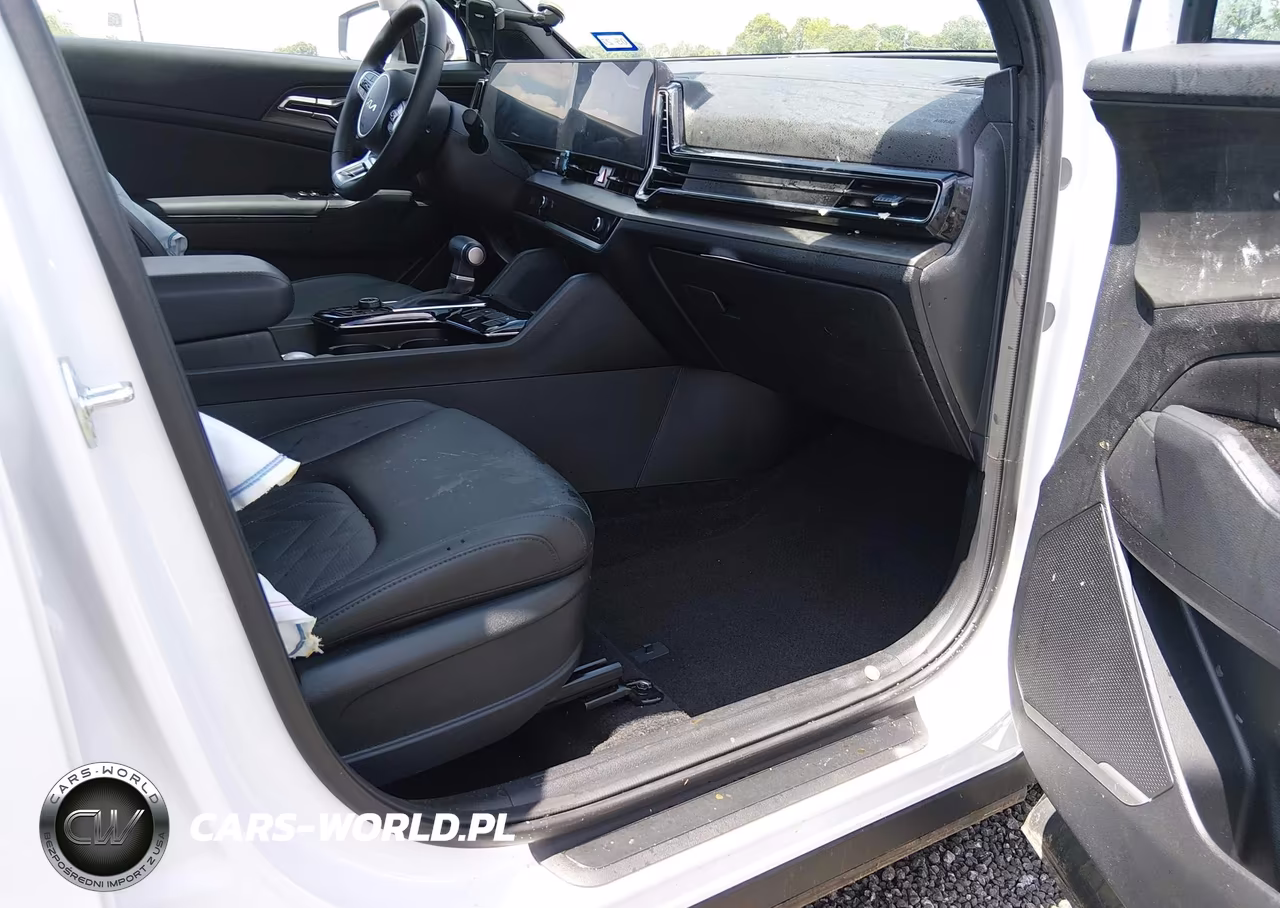 2025 Kia Sportage X-Line VIN:5XYK6CDF3SG297706 - 5