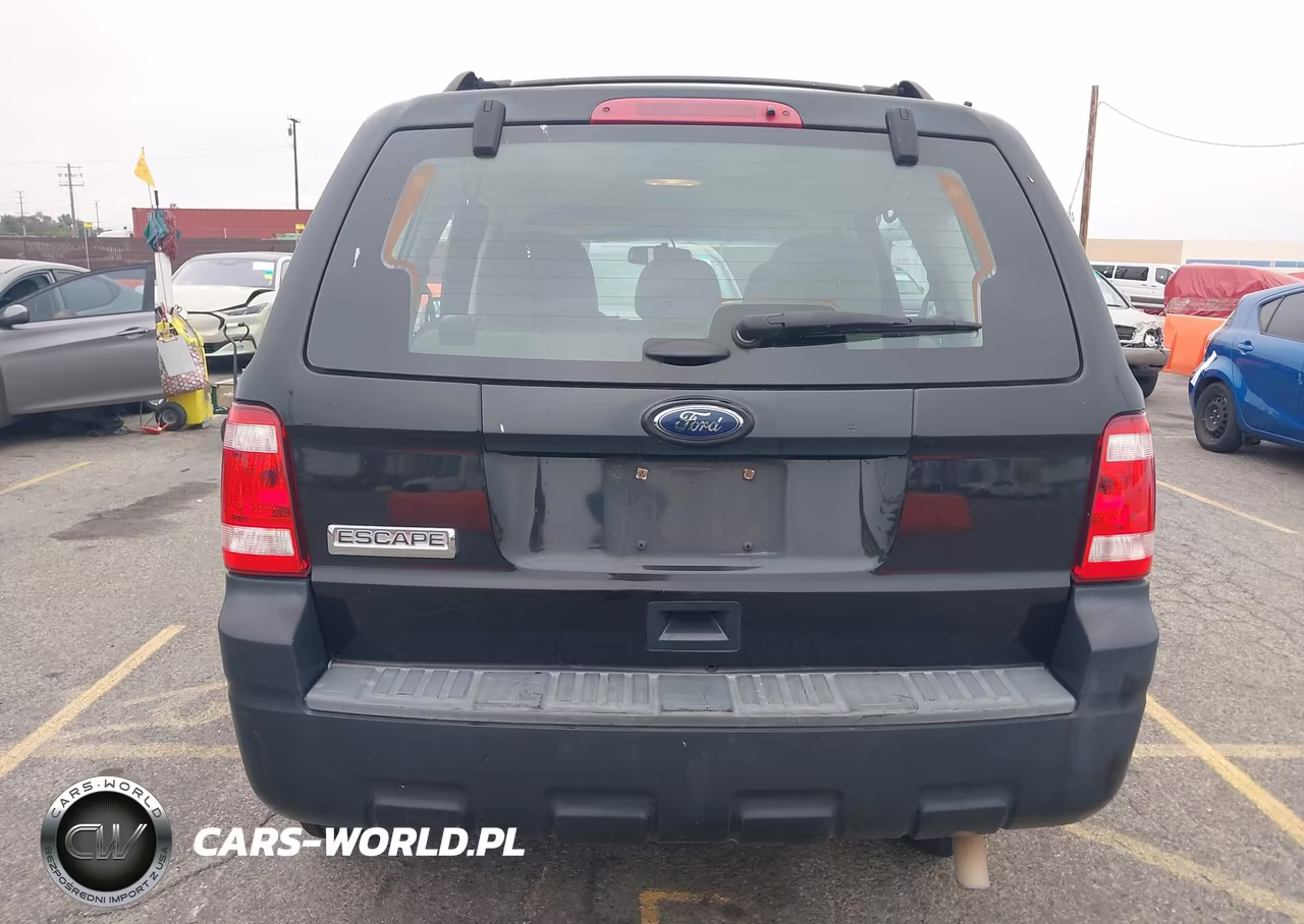 2011 Ford Escape Xls VIN:1FMCU0C75BKB33947 - 15