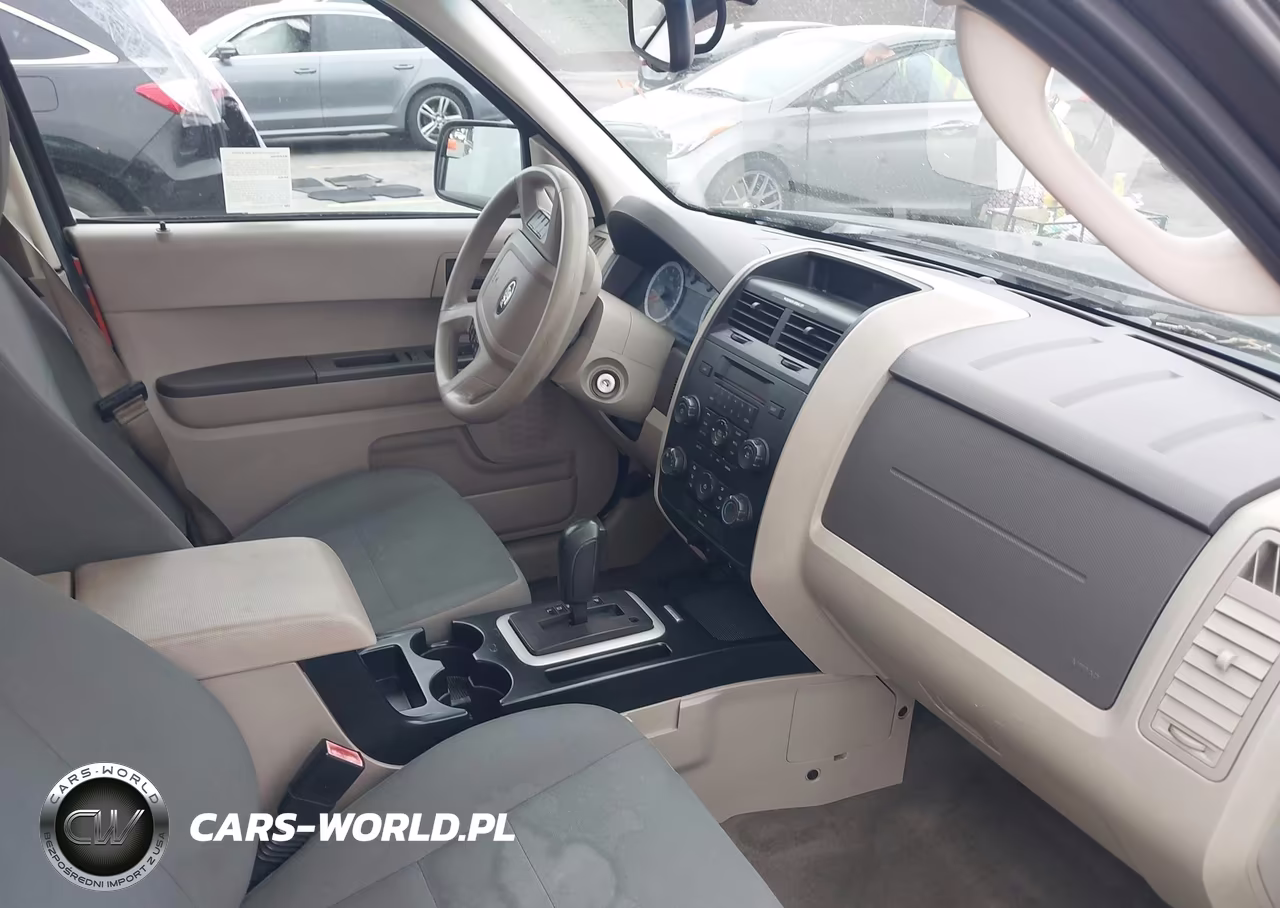 2011 Ford Escape Xls VIN:1FMCU0C75BKB33947 - 5