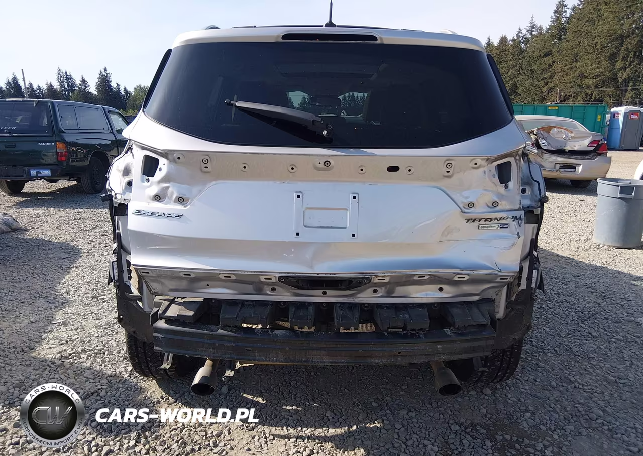 2017 Ford Escape Titanium VIN:1FMCU9J96HUF09027 - 6