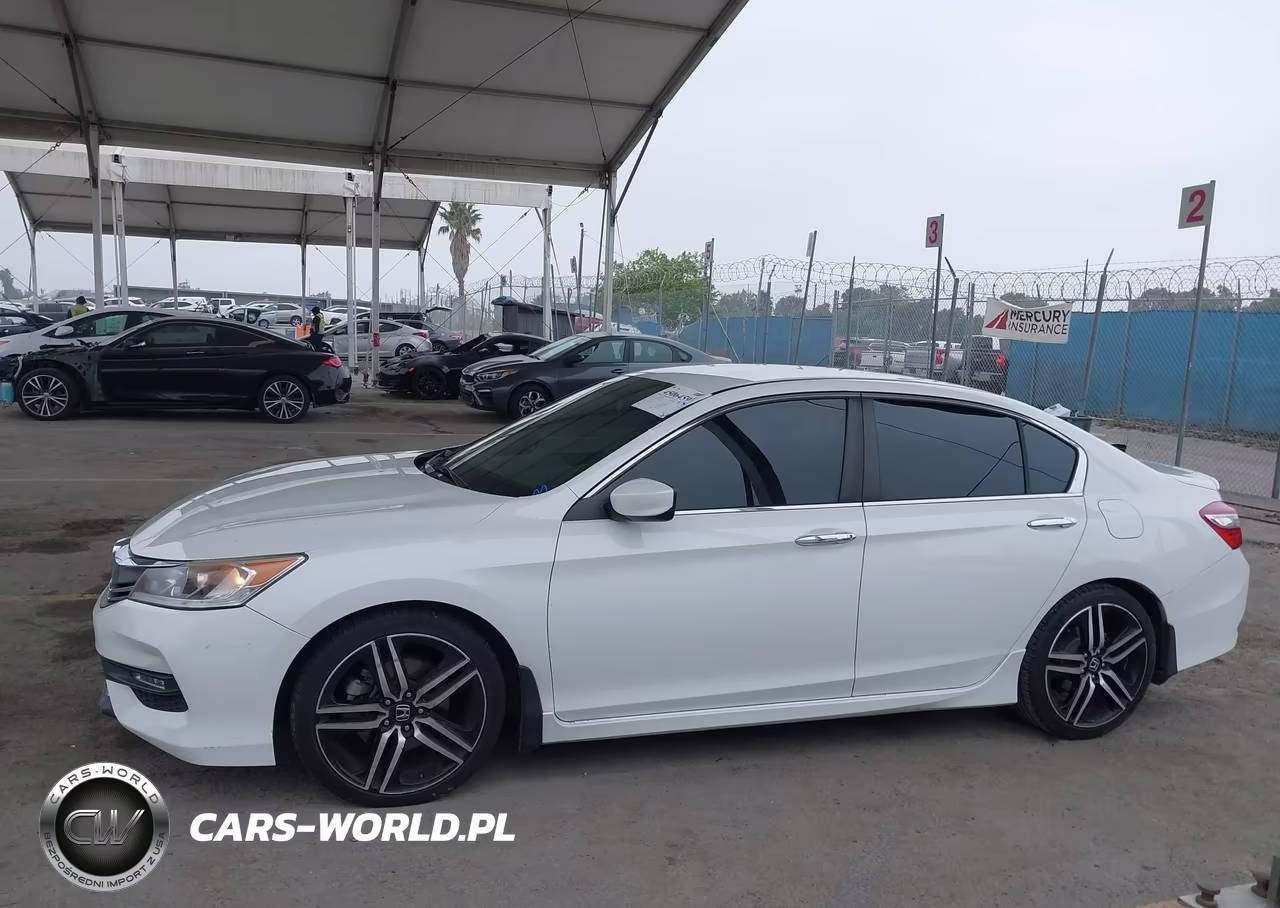 2017 Honda Accord Sport VIN:1HGCR2F51HA070289 - 14