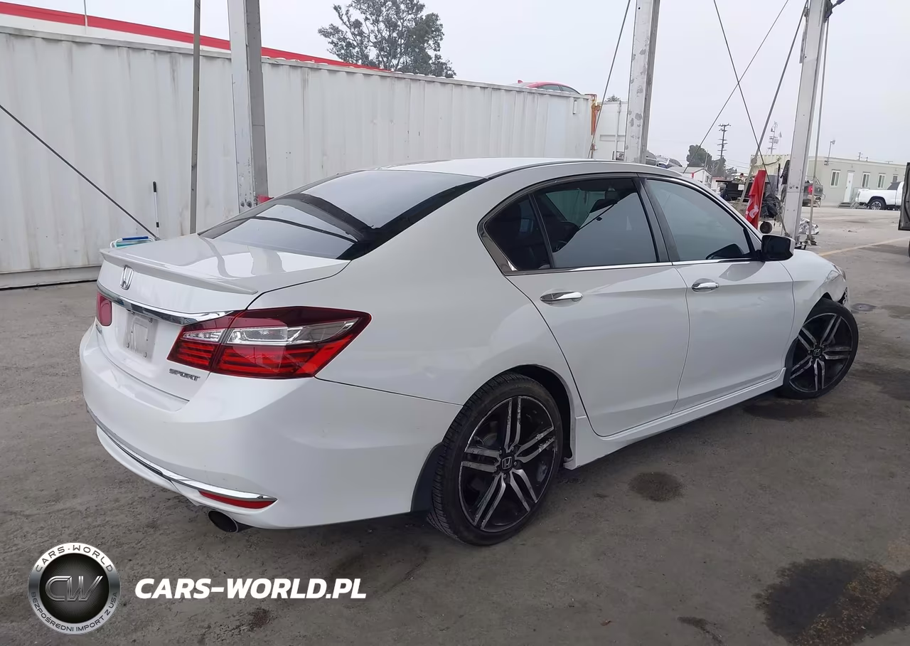 2017 Honda Accord Sport VIN:1HGCR2F51HA070289 - 4