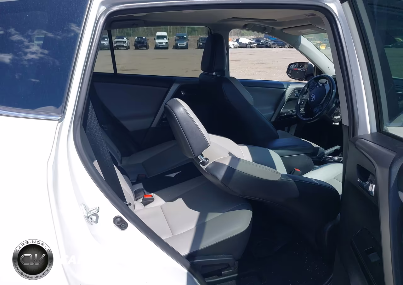 2017 Toyota Rav4 Limited VIN:2T3DFREV6HW560315 - 8