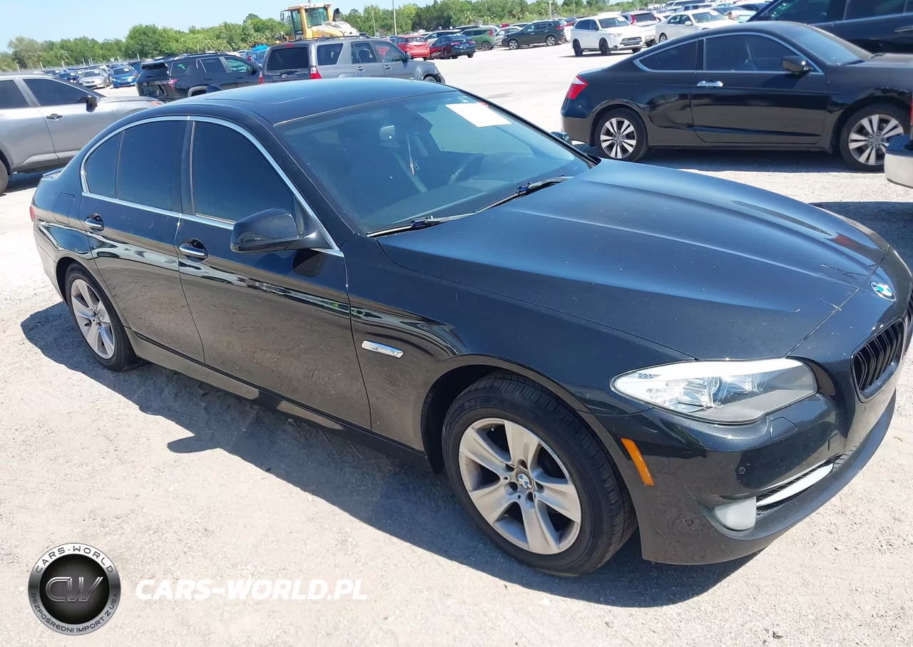 2012 BMW 528I