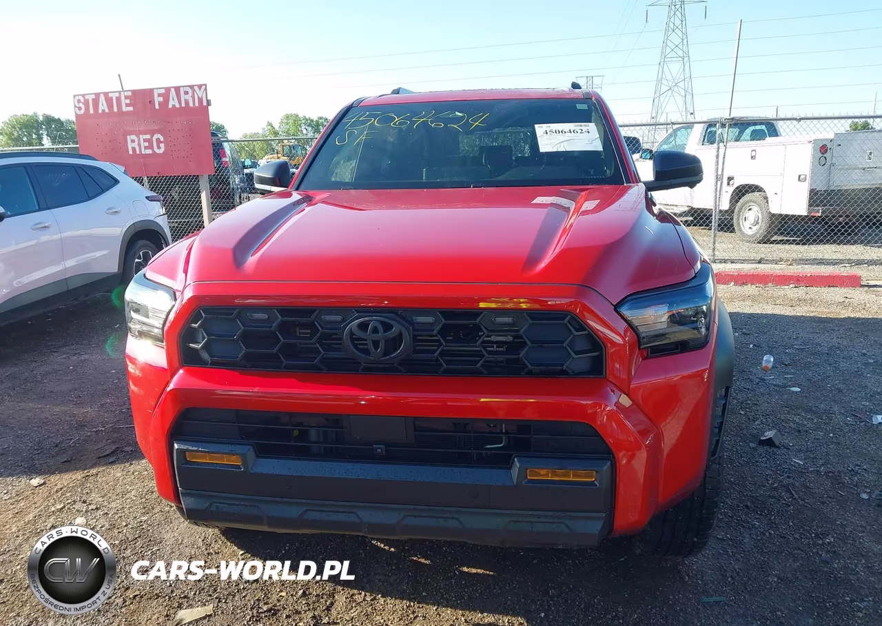 2025 Toyota 4Runner Hybrid Trd Off Road Premium VIN:JTEVB5BR2S5015139 - 12