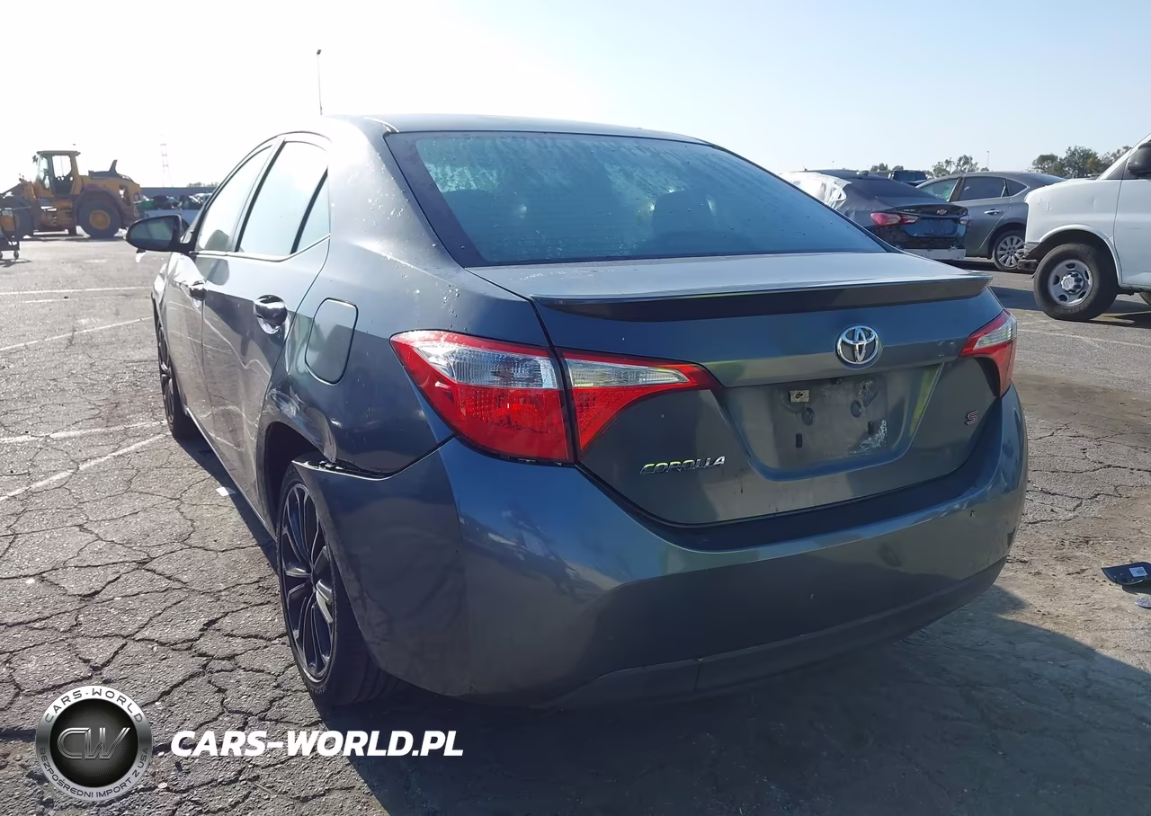 2015 Toyota Corolla S Plus VIN:5YFBURHE5FP351549 - 3