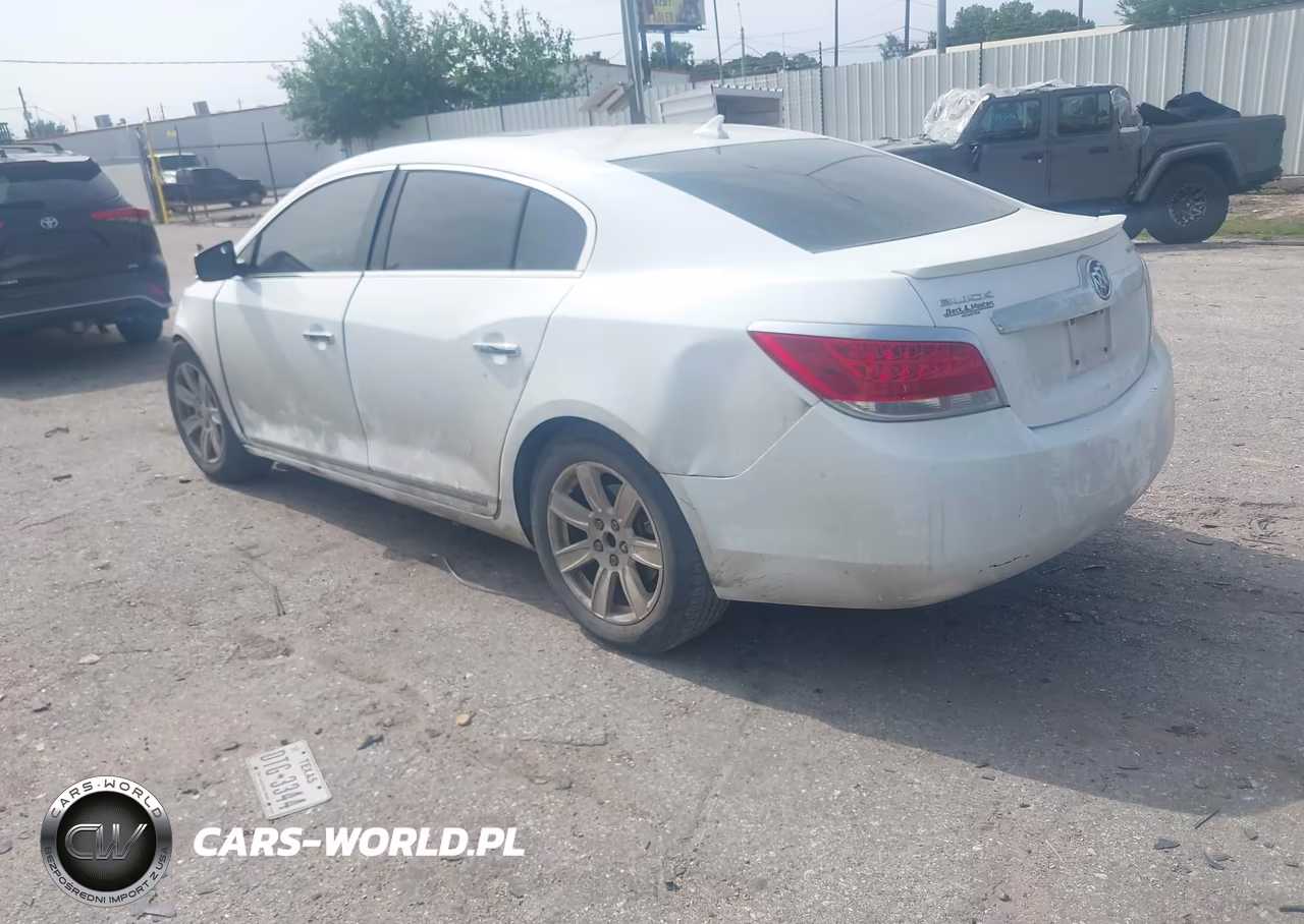 2010 Buick Lacrosse Cxl VIN:1G4GC5GGXAF313539 - 3