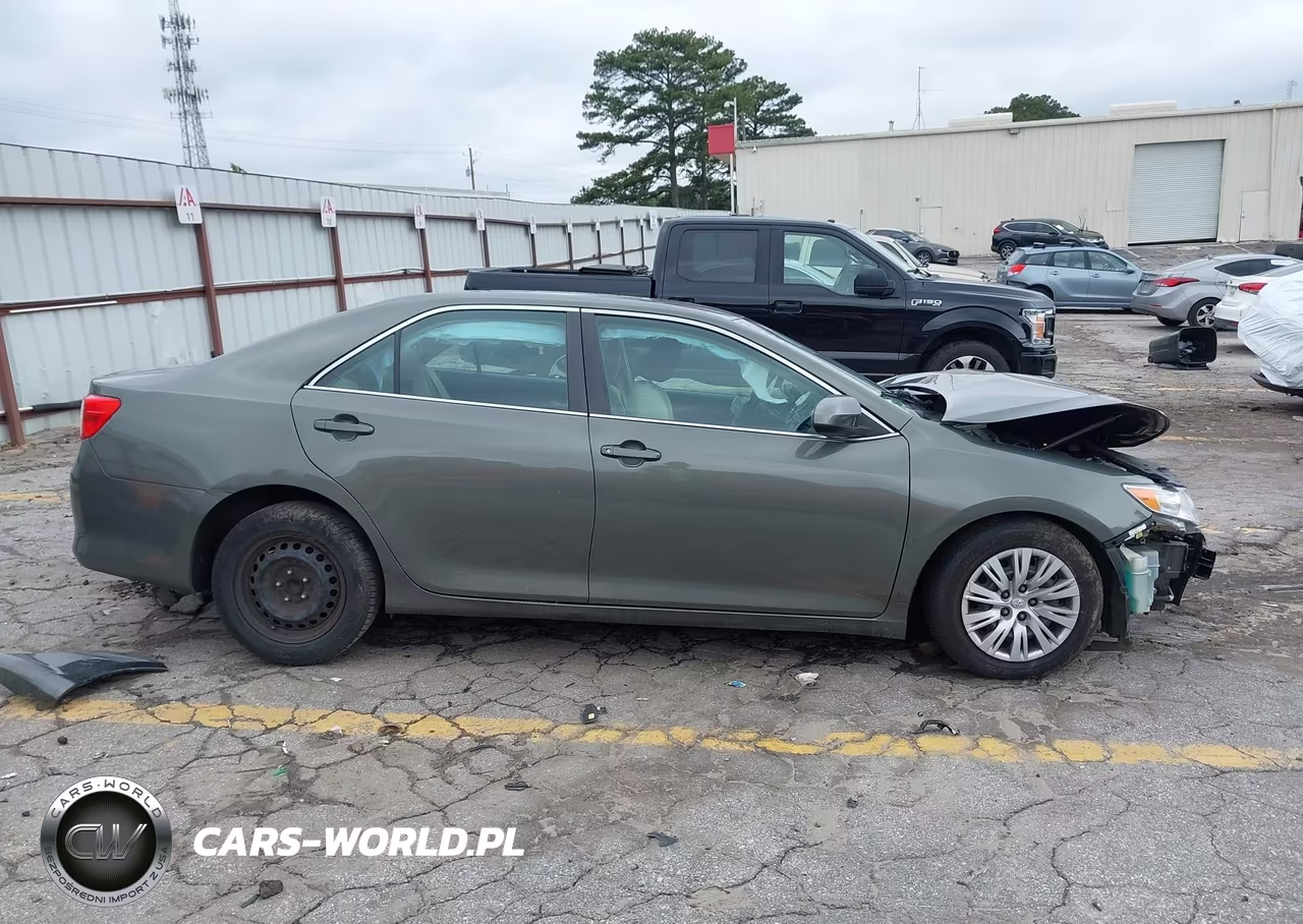 2014 Toyota Camry L VIN:4T1BF1FK5EU866133 - 14