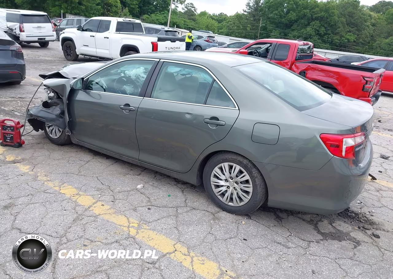 2014 Toyota Camry L VIN:4T1BF1FK5EU866133 - 3
