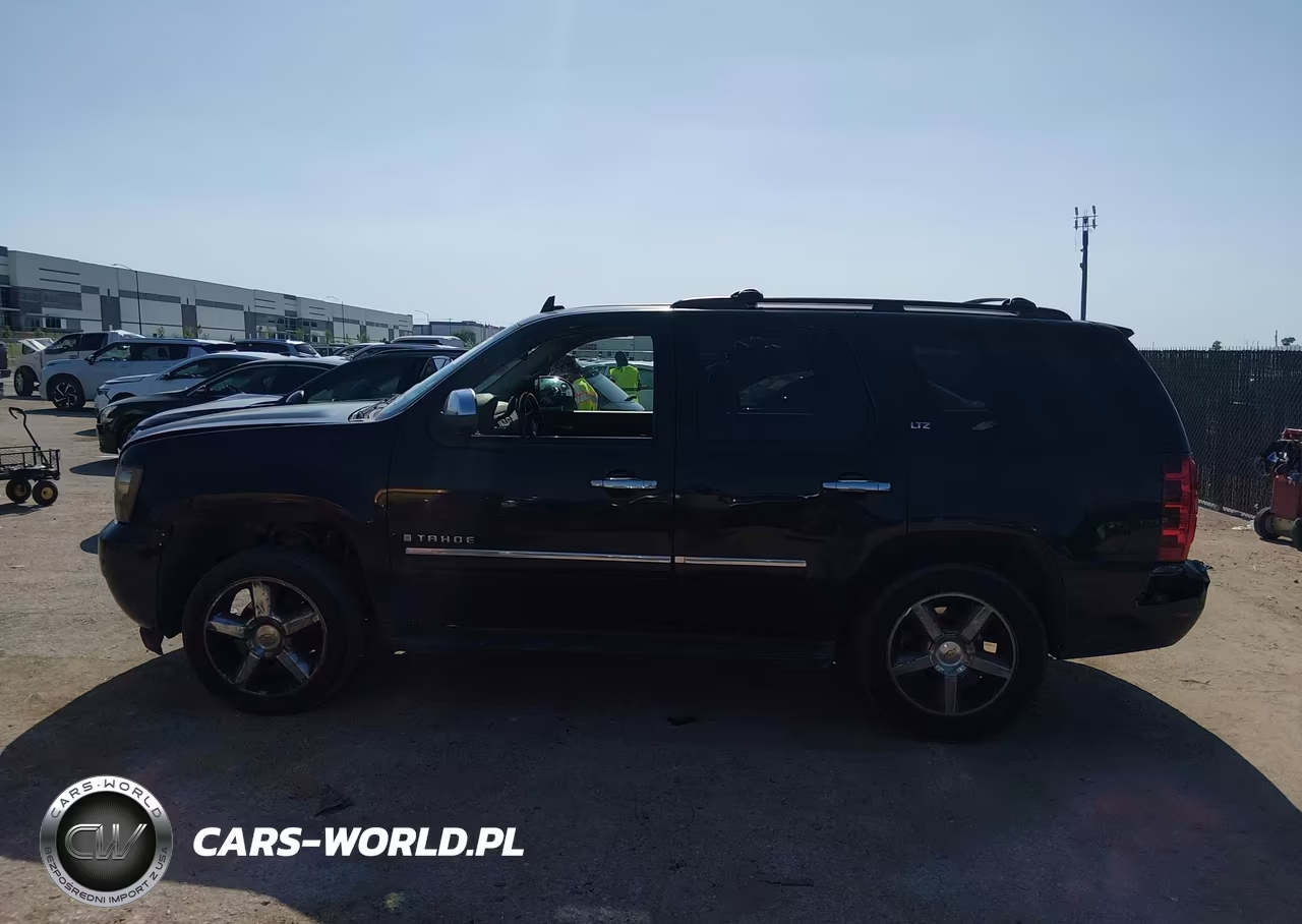 2009 Chevrolet Tahoe Ltz VIN:1GNFC33049R252736 - 14