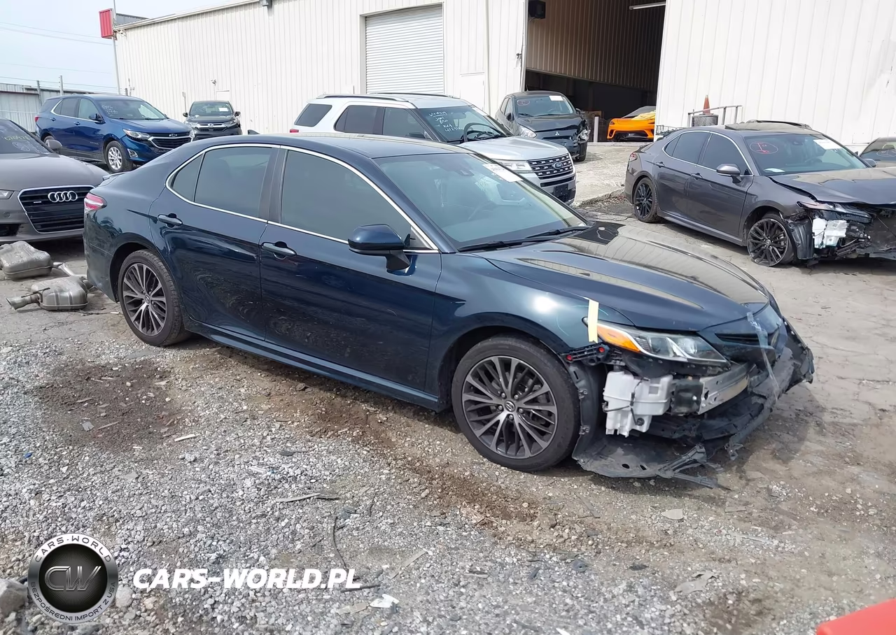 2020 Toyota Camry Se