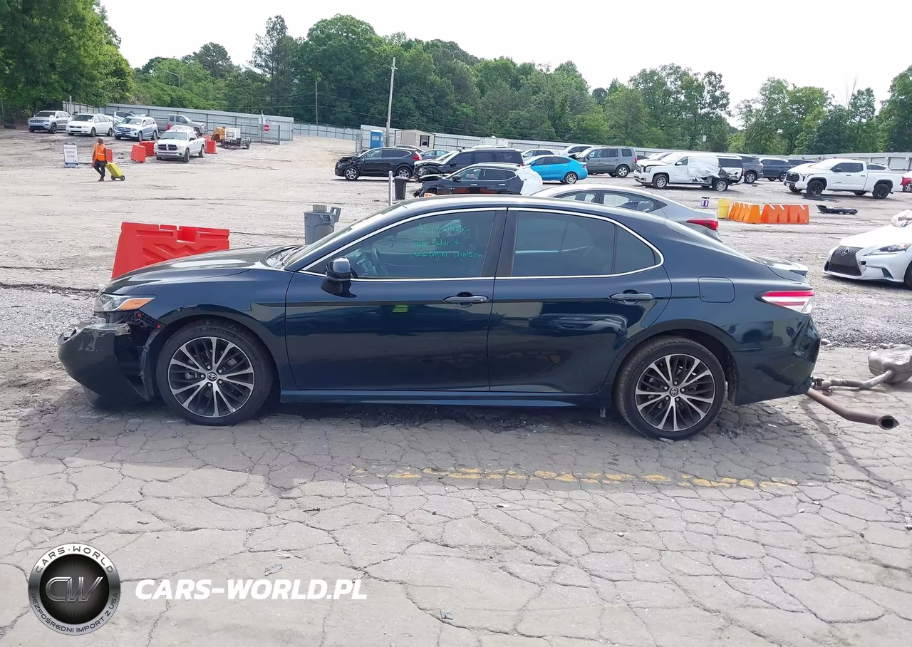 2020 Toyota Camry Se VIN:4T1G11AK4LU881313 - 14