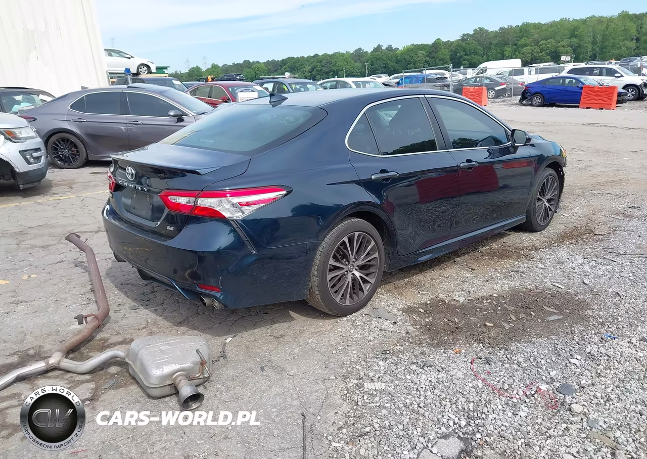 2020 Toyota Camry Se VIN:4T1G11AK4LU881313 - 4
