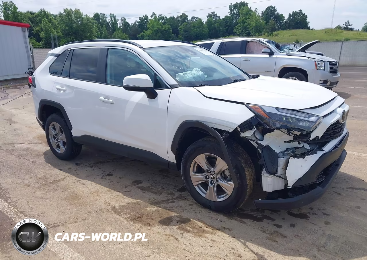 2024 Toyota Rav4 Xle – zdjęcie 1 z 17
