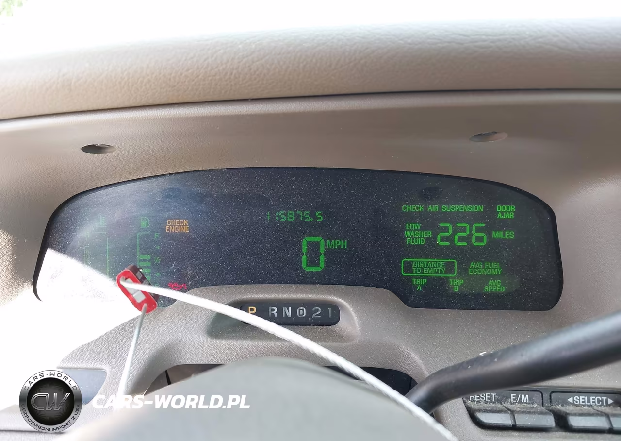 2002 Mercury Grand Marquis Ls VIN:2MEFM75W22X655316 - 7
