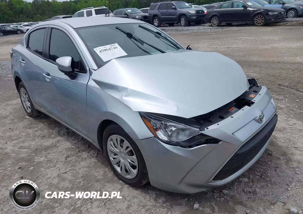 2019 Toyota Yaris L – zdjęcie 1 z 16