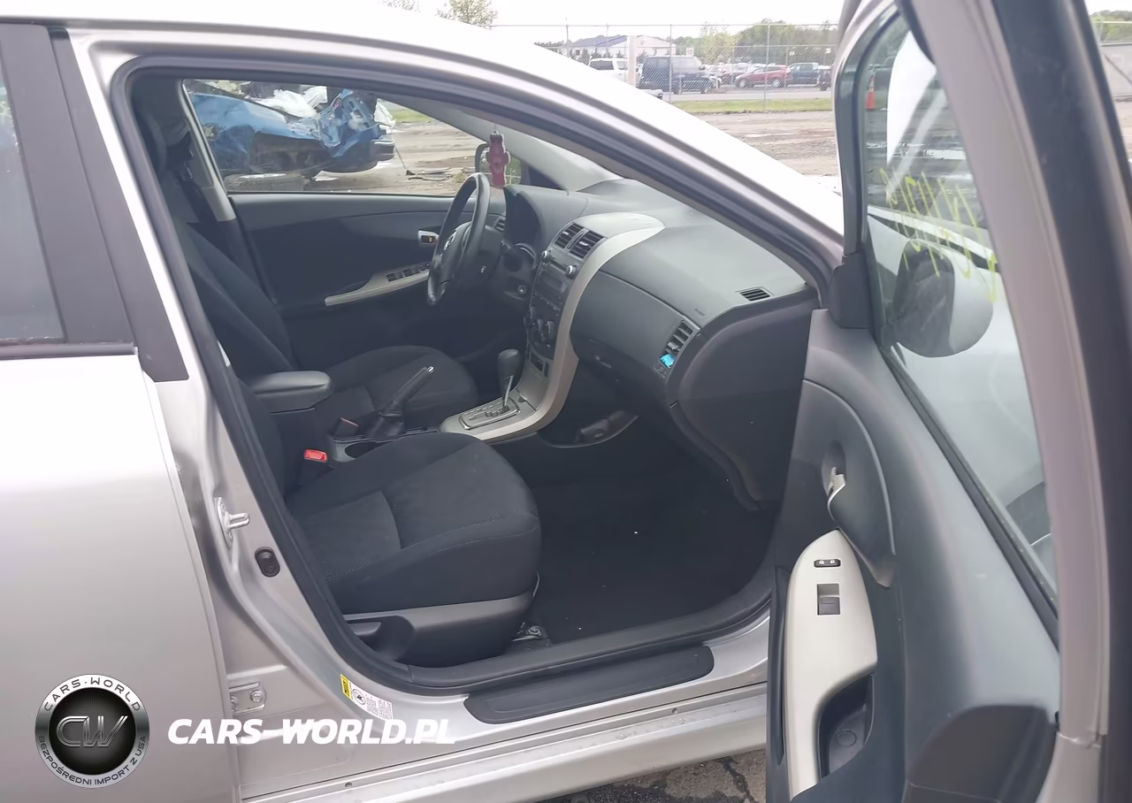 2010 Toyota Corolla S VIN:2T1BU4EE3AC458227 - 5