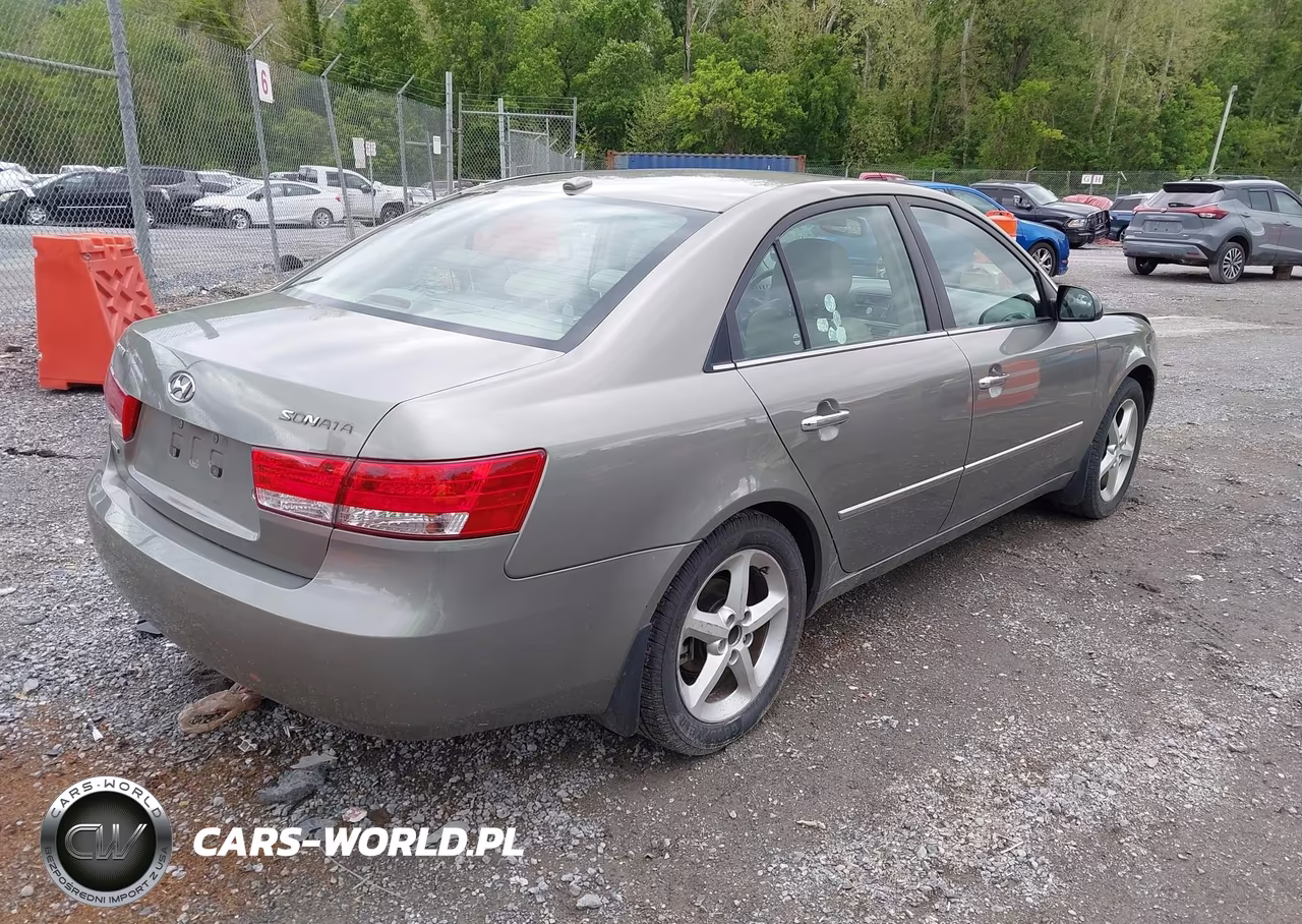2008 Hyundai Sonata Limited-Se VIN:5NPEU46CX8H354691 - 4