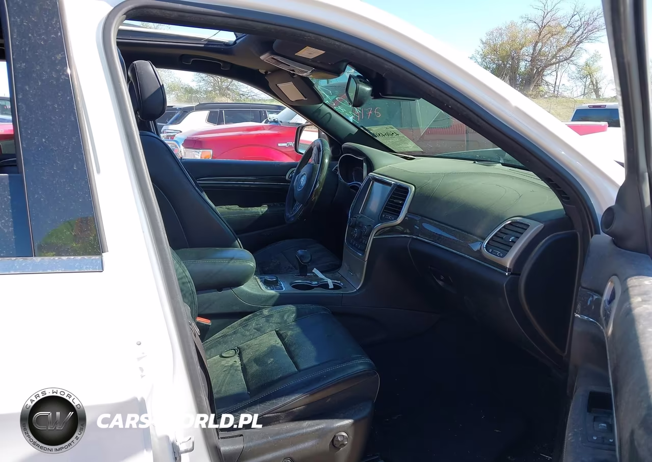 2015 Jeep Grand Cherokee Overland VIN:1C4RJFCG9FC804420 - 5