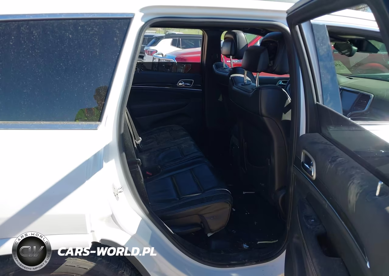 2015 Jeep Grand Cherokee Overland VIN:1C4RJFCG9FC804420 - 8