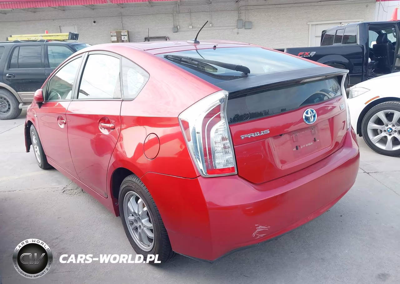 2013 Toyota Prius Four VIN:JTDKN3DU7D5573026 - 3