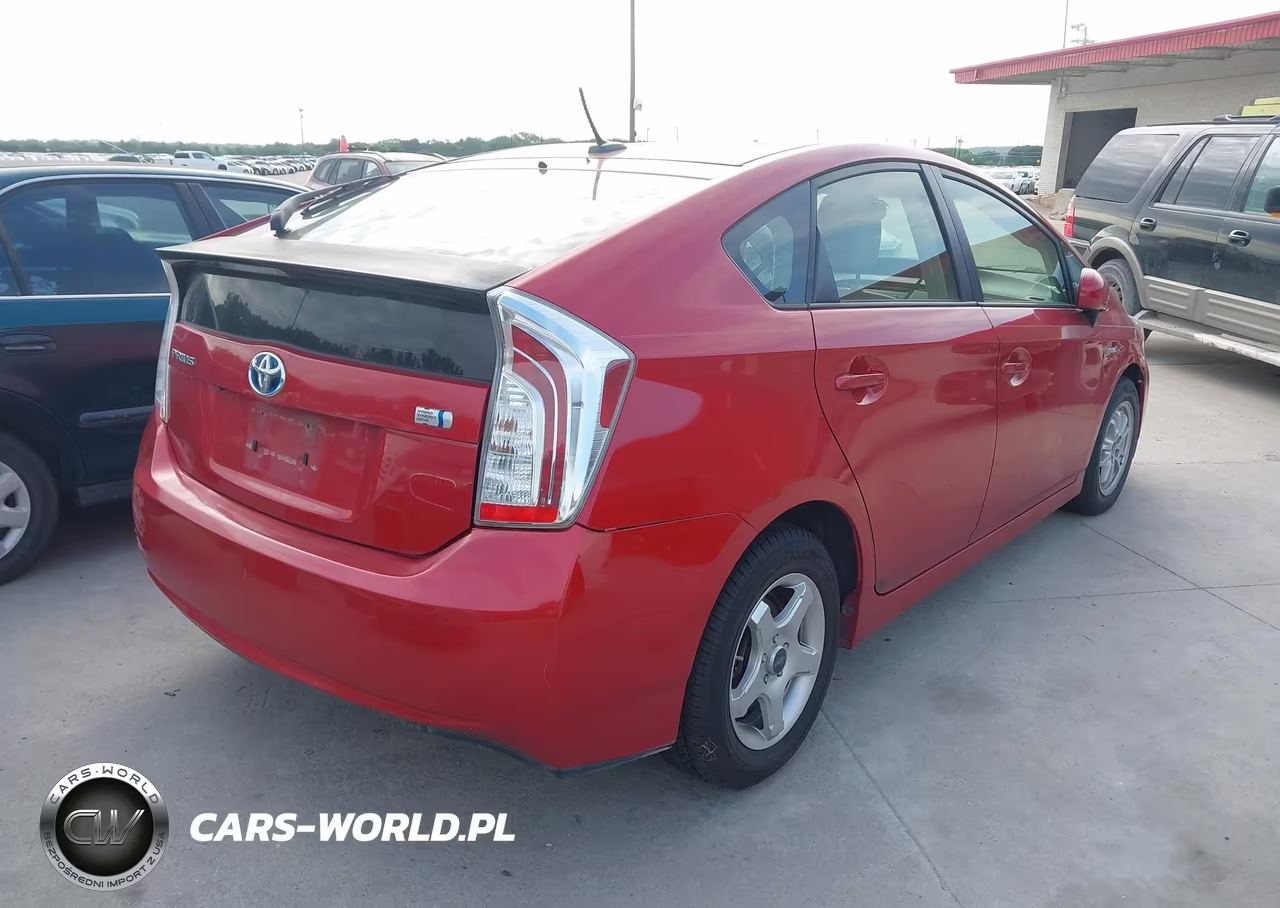 2013 Toyota Prius Four VIN:JTDKN3DU7D5573026 - 4