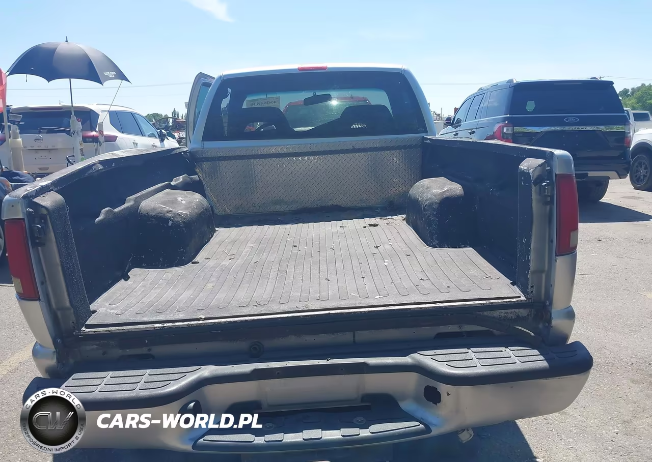 2003 Chevrolet S-10 VIN:1GCCS14H538200651 - 16