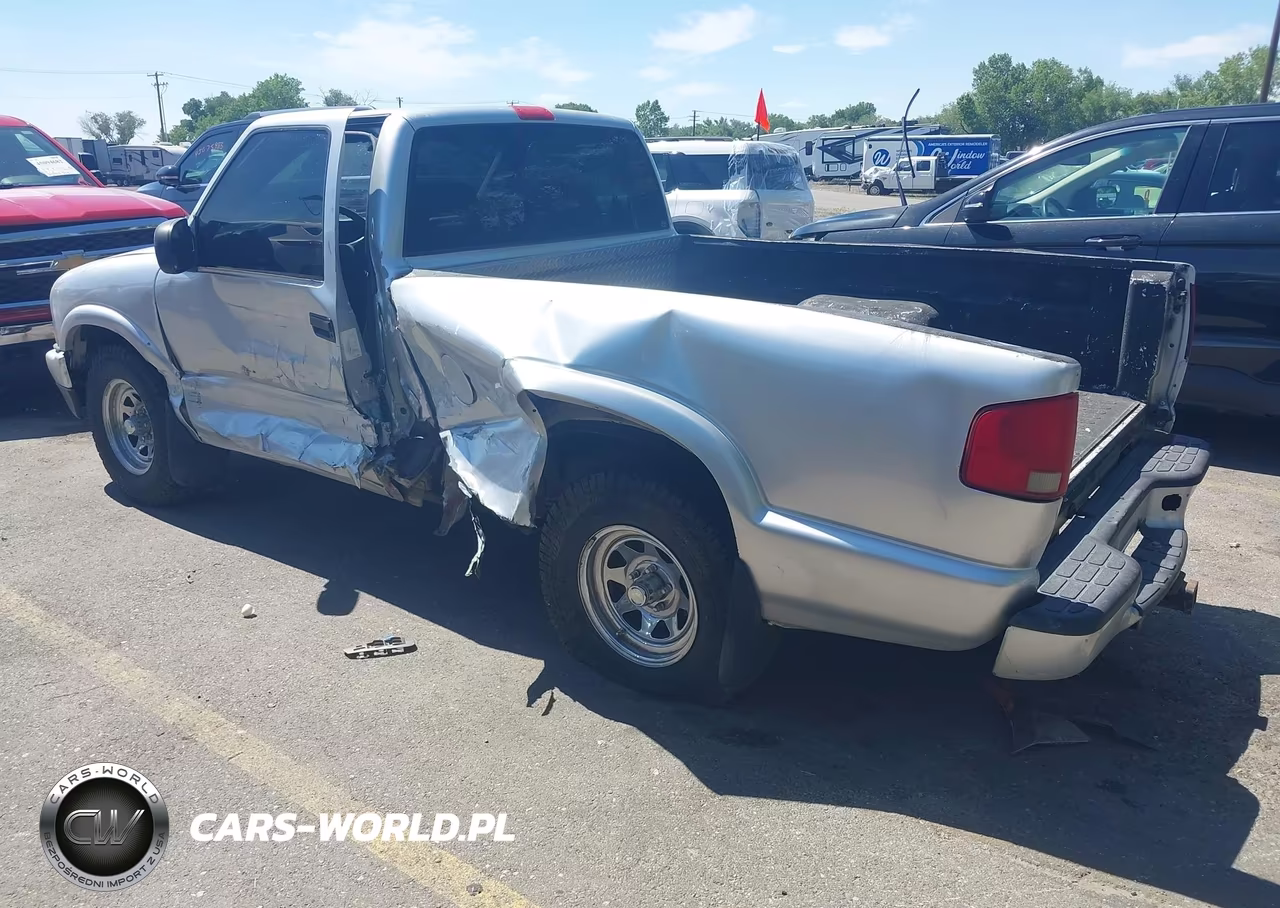 2003 Chevrolet S-10 VIN:1GCCS14H538200651 - 3