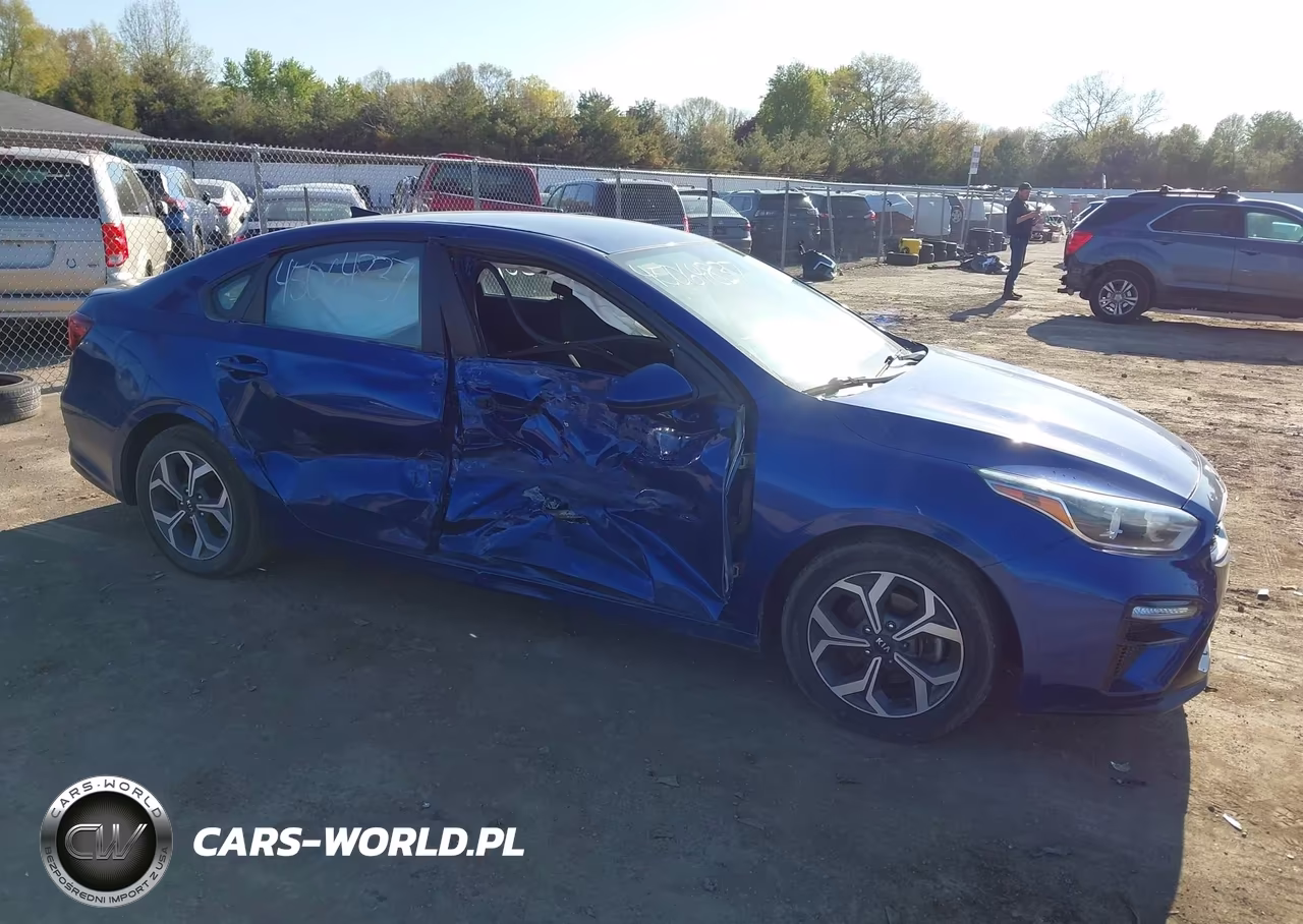 2021 Kia Forte Lxs VIN:3KPF24AD1ME267643 - 6