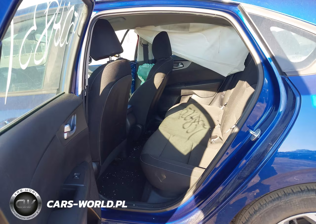 2021 Kia Forte Lxs VIN:3KPF24AD1ME267643 - 8