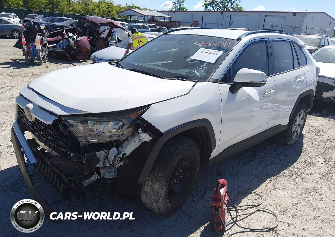 2019 Toyota Rav4 Le VIN:2T3G1RFV8KW015945 - 2