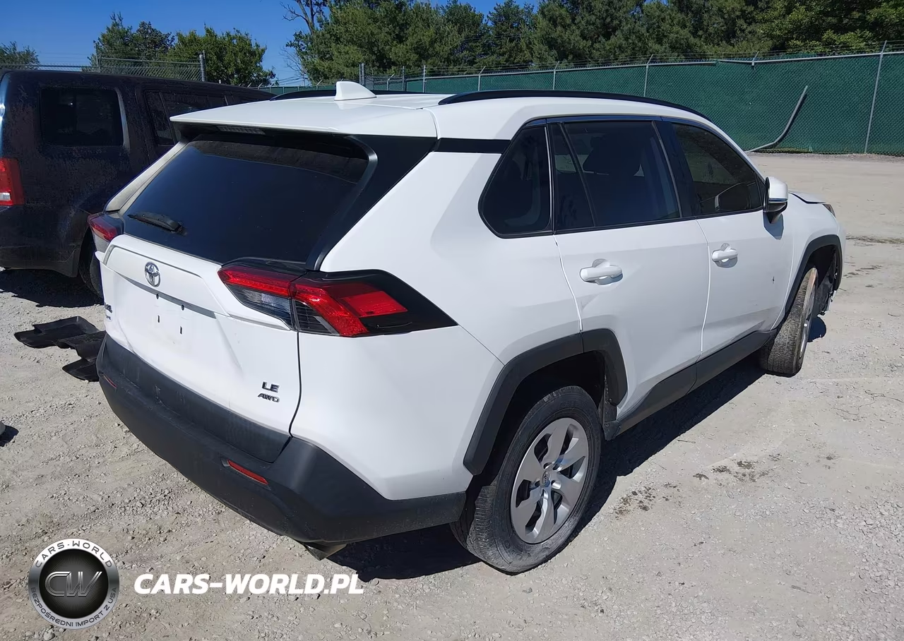 2019 Toyota Rav4 Le VIN:2T3G1RFV8KW015945 - 4