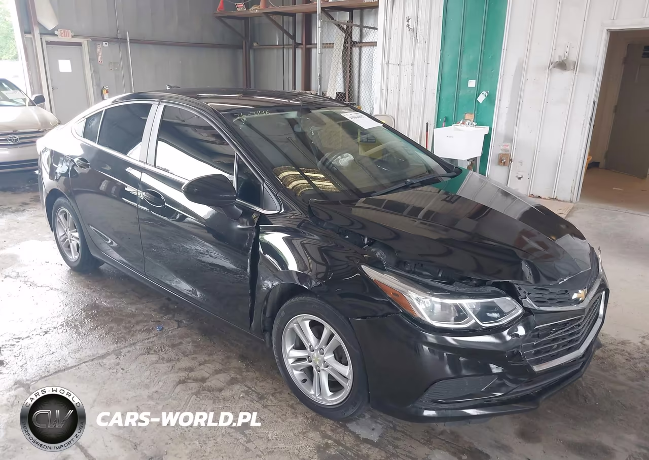 2018 Chevrolet Cruze Lt Auto – zdjęcie 1 z 16