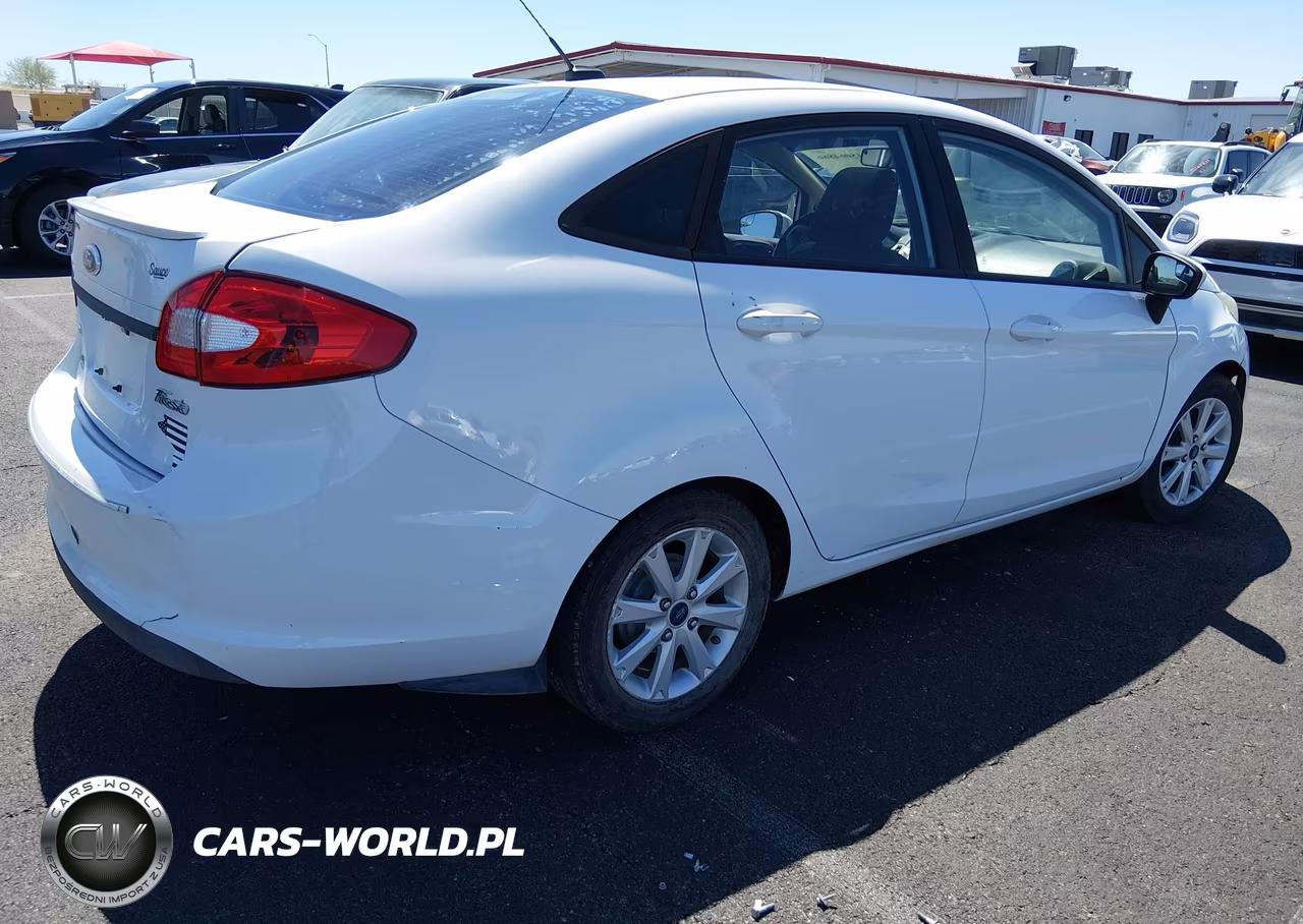 2012 Ford Fiesta Se VIN:3FADP4BJ1CM158817 - 4