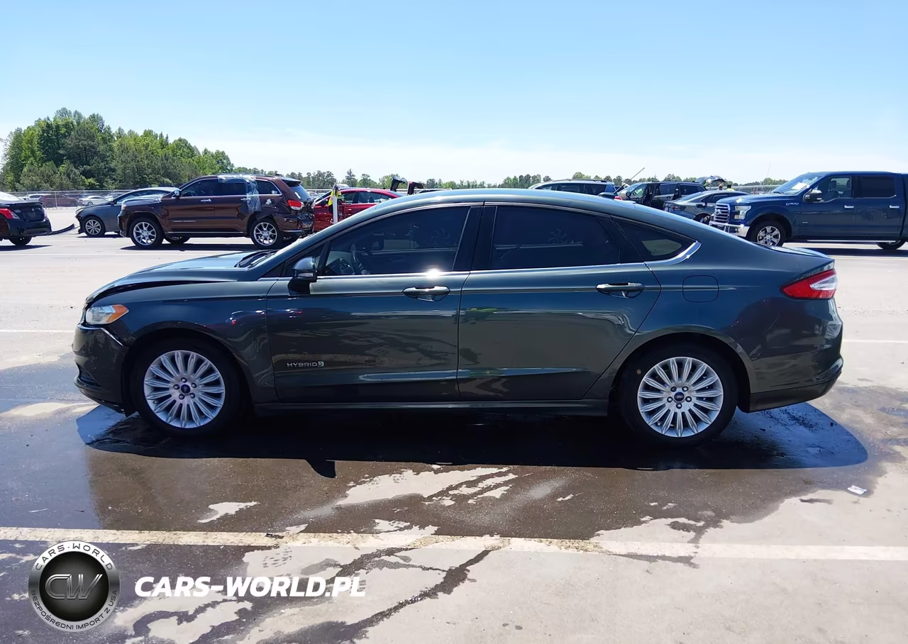 2015 Ford Fusion Hybrid Se VIN:3FA6P0LUXFR131505 - 14