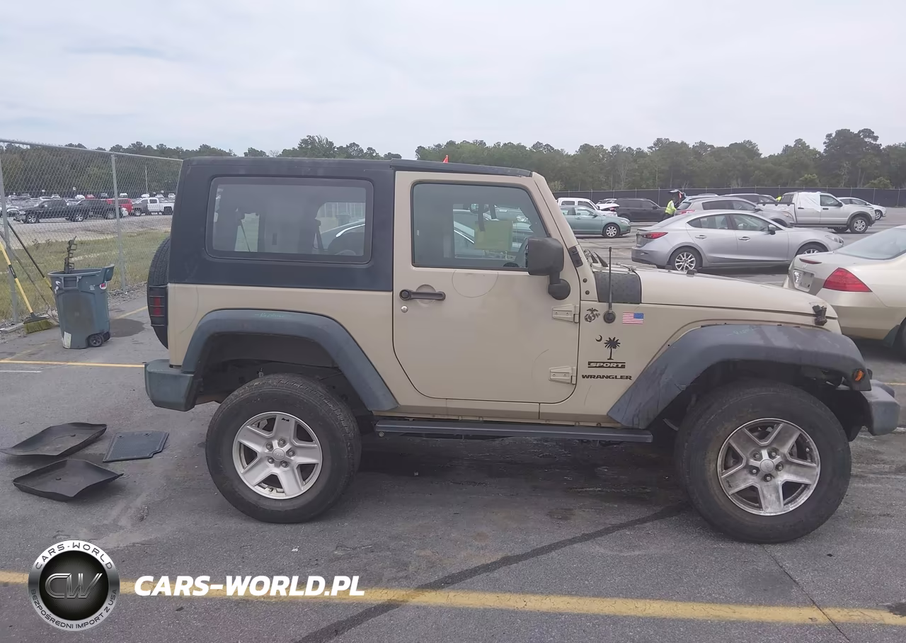 2016 Jeep Wrangler Sport VIN:1C4AJWAG0GL291401 - 13