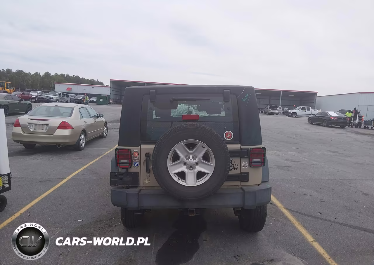2016 Jeep Wrangler Sport VIN:1C4AJWAG0GL291401 - 16