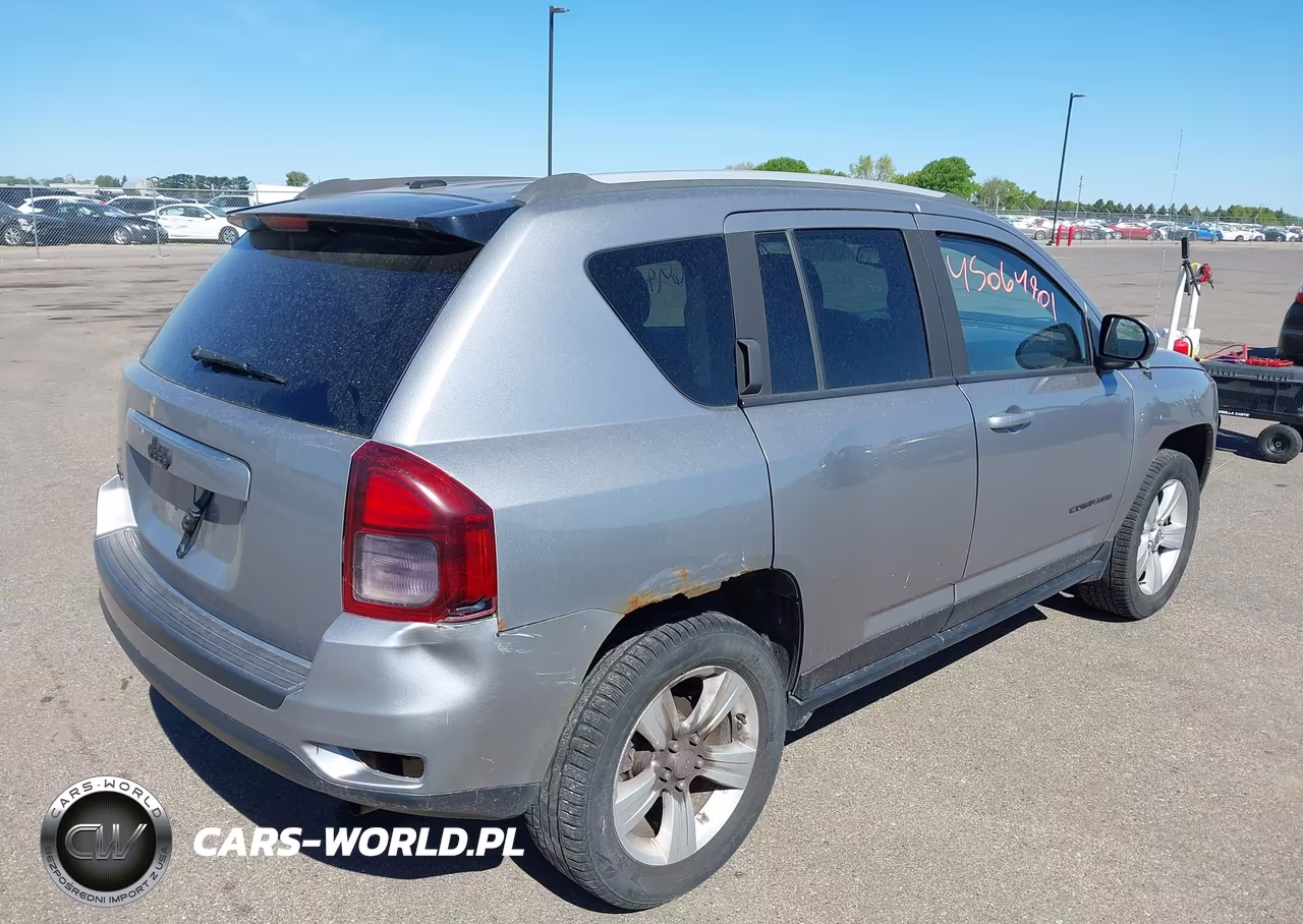 2016 Jeep Compass Sport VIN:1C4NJDBB8GD653400 - 4