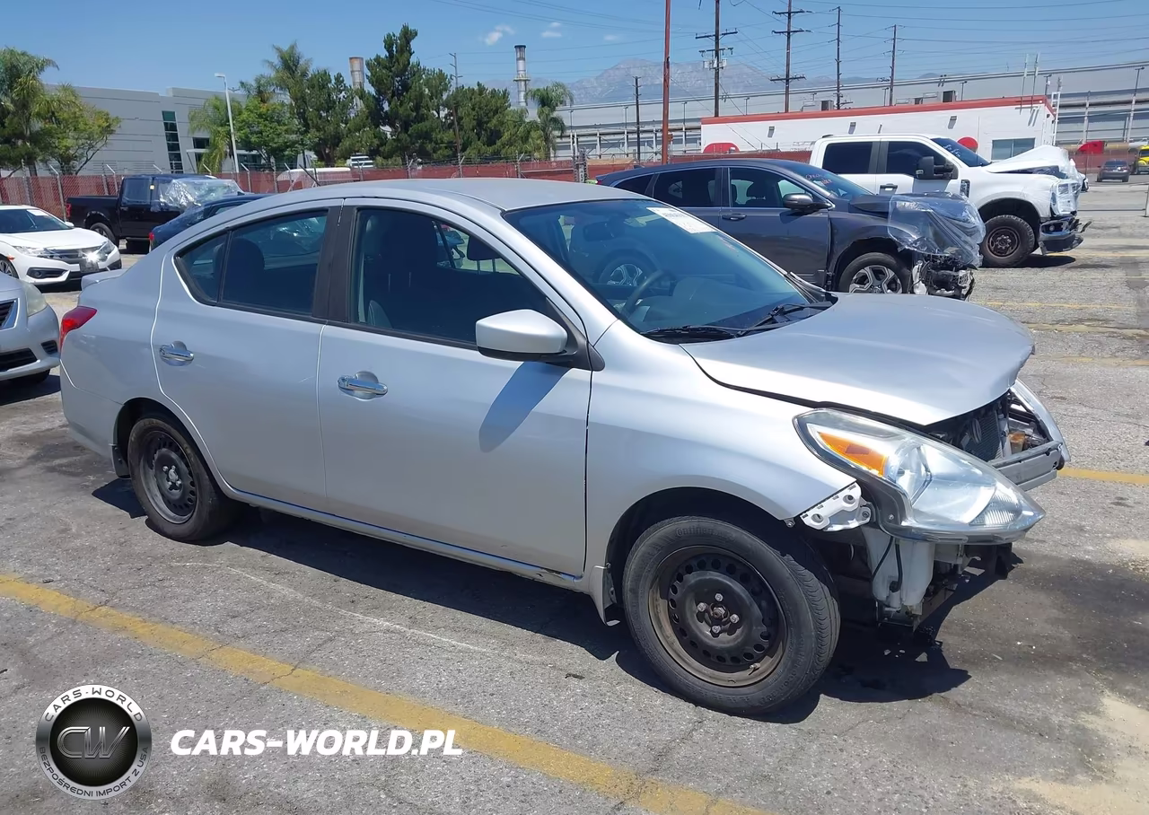 Główne zdjęcie 2016 Nissan Versa 1.6 Sv