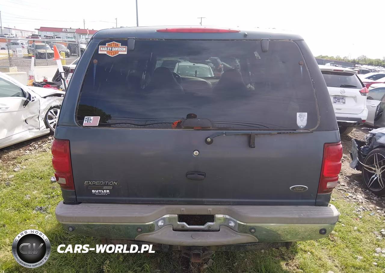 2001 Ford Expedition Eddie Bauer VIN:1FMFU18L91LA99027 - 16