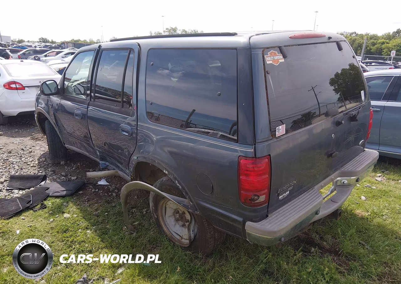2001 Ford Expedition Eddie Bauer VIN:1FMFU18L91LA99027 - 3