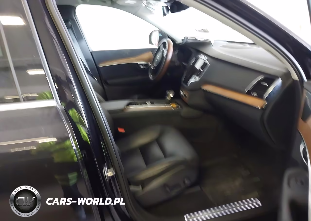 2021 Volvo Xc90 T6 Momentum 7 Passenger VIN:YV4A22PK6M1708039 - 5